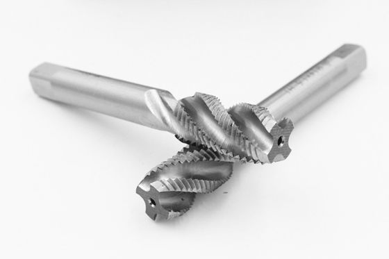 Buen precio 3 flautas de la máquina Tap Brillante M12x1 0 Tap Espiral Flautado Tap Carburo sólido refrigeración interna en línea